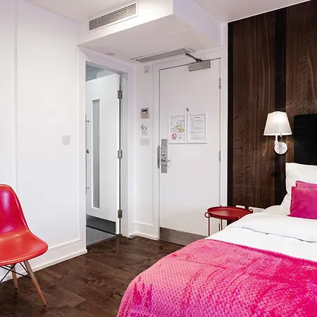 The Whitechapel Hotel Londen Buitenkant foto